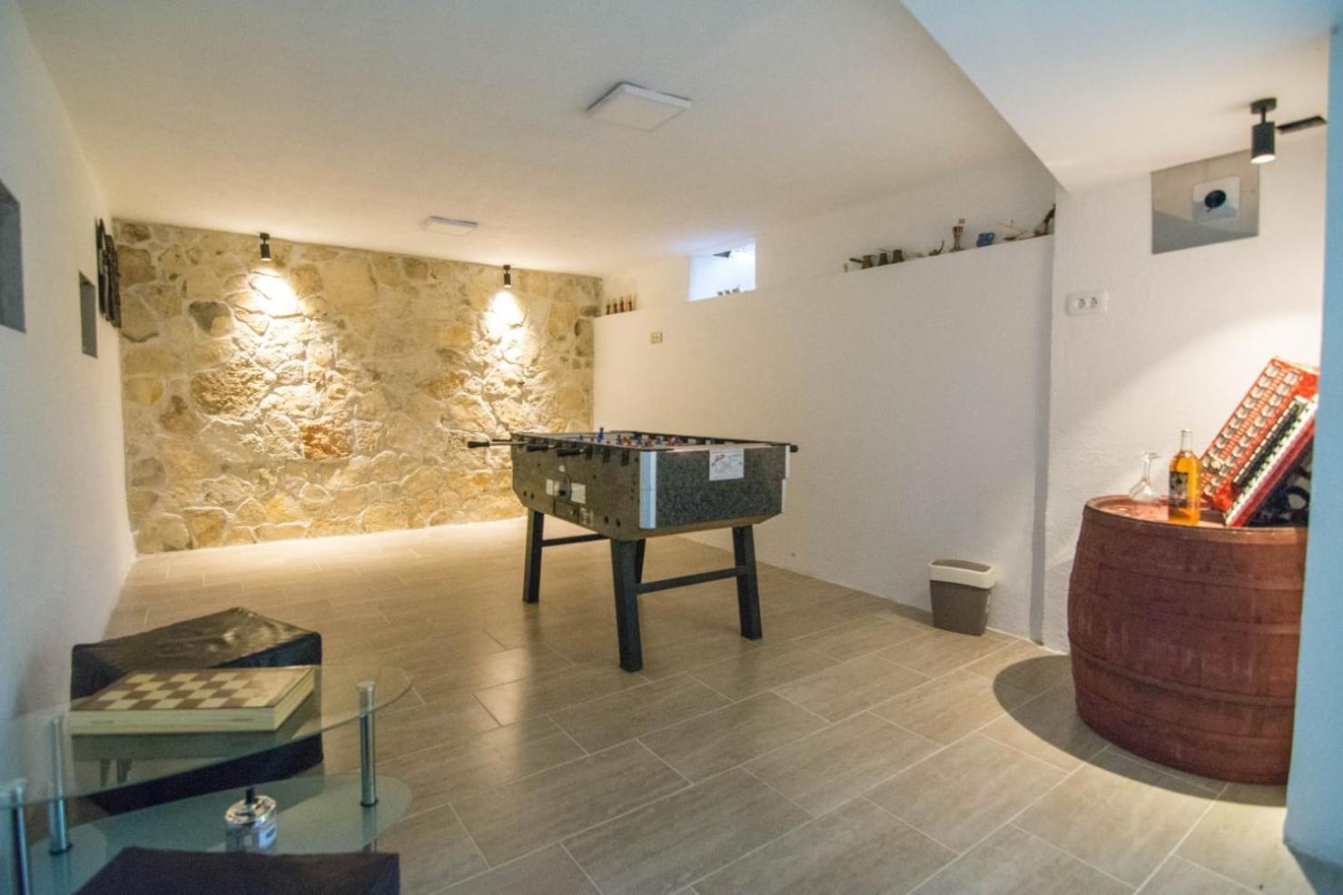 Village Holiday Apartman With Heated Pool Maslina Kostanje Kültér fotó